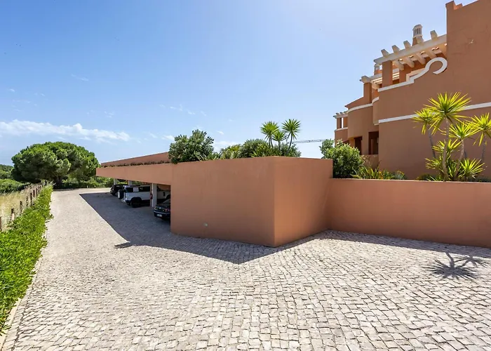 Decana Prestige - Gated Community Algarve Apartment